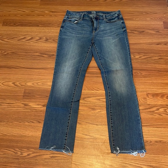 a.n.a Denim - Ana straight size 8 jeans